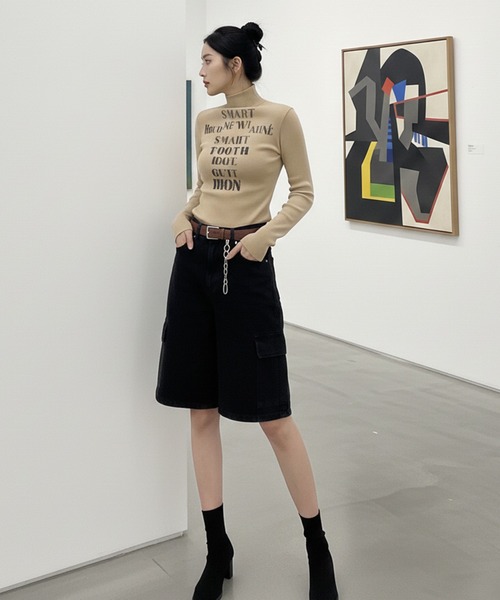 Pt18kg(プラチナイチハチキログラム)の「ロゴアクセント ハイネックフィットトップス(Tシャツ/カットソー・レディース・オレンジ/モカ/パープル/ホワイト/カーキ・FREE)」の17枚目の写真