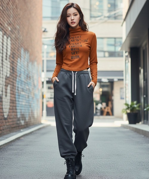 Pt18kg(プラチナイチハチキログラム)の「ロゴアクセント ハイネックフィットトップス(Tシャツ/カットソー・レディース・オレンジ/モカ/パープル/ホワイト/カーキ・FREE)」の22枚目の写真