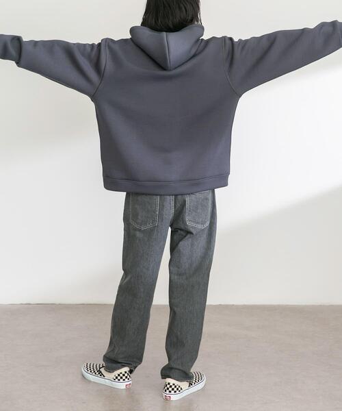 URBAN RESEARCH Sonny Label(アーバンリサーチサニーレーベル)の「ダンボールニットプルオーバーパーカー(パーカー・メンズ・ブラウン/チャコールグレー/ブラック/グレー系その他・X-LARGE/LARGE/MEDIUM)」の14枚目の写真