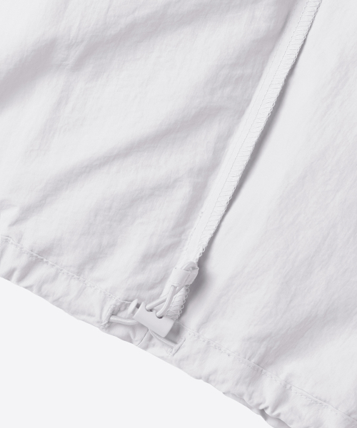 MUSINSA STANDARD WOMAN（ムシンサスタンダードウーマン）の「ウィメンズ ナイロンボリュームスリーブレストップ [ホワイト]（Tシャツ/カットソー・レディース・その他・L/M/S）」の6枚目の写真