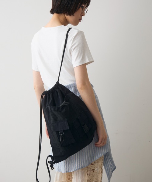 full/fill.(フルフィル)の「two pocket backpack/2ポケットナップサック(バックパック/リュック・レディース・ブラック/アイボリー・FREE)」の9枚目の写真