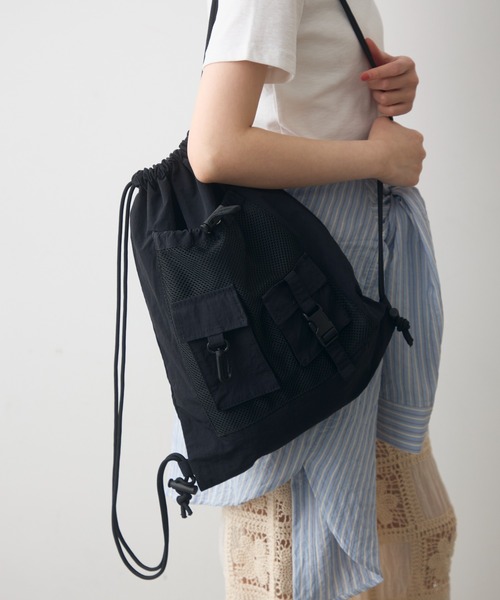 full/fill.(フルフィル)の「two pocket backpack/2ポケットナップサック(バックパック/リュック・レディース・ブラック/アイボリー・FREE)」の14枚目の写真