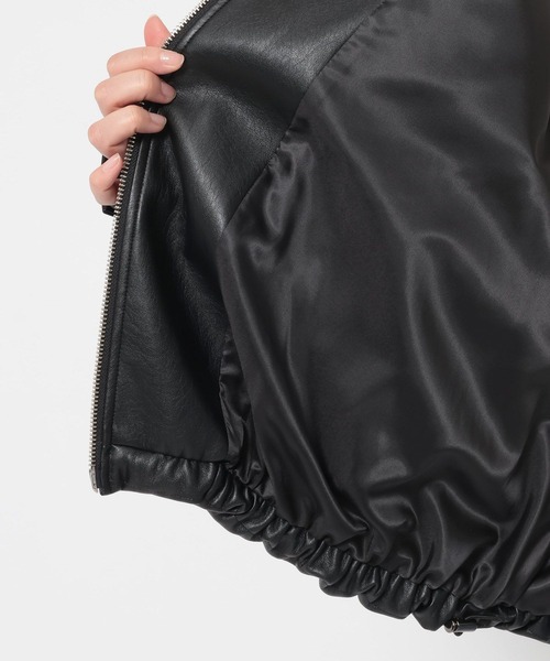 LOWRYS FARM(ローリーズファーム)の「レザーバルーンブルゾン 637617(ブルゾン・レディース・アイボリー/ブラック/ブラウン・FREE)」の7枚目の写真