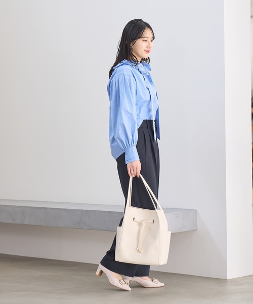 VIS(ビス)の「【復刻/WEB限定】フロントタイトートバッグ/A4対応,軽量(トートバッグ・レディース・ブラック/ブラウン/キナリ・FREE)」の6枚目の写真