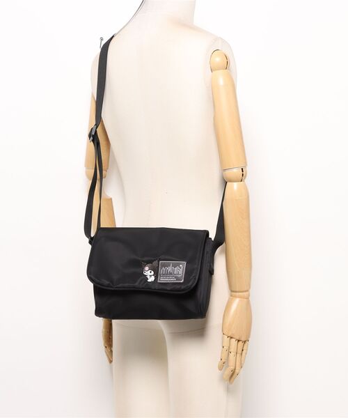 Manhattan Portage(マンハッタンポーテージ)の「WHITEHALL SHOULDER MGNT FLIGHT NYLON BACKING KUROMI(ショルダーバッグ・レディース・ブラック・SMALL)」の11枚目の写真