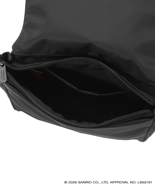 Manhattan Portage（マンハッタンポーテージ）の「WHITEHALL SHOULDER MGNT FLIGHT NYLON BACKING KUROMI（ショルダーバッグ・レディース・ブラック・SMALL）」の7枚目の写真