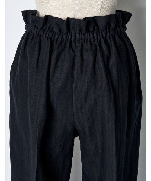 RUMCHE(ラムシェ)の「Gathered Tuck Wide Trousers / ギャザータックワイドパンツ(スラックス・レディース・ブラック/ベージュ・FREE)」の13枚目の写真