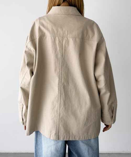 CANAL JEAN（キャナルジーン）の「HARING　ツイルワークジャケット（ミリタリージャケット・レディース・ネイビー/ベージュ・ONE SIZE）」の11枚目の写真