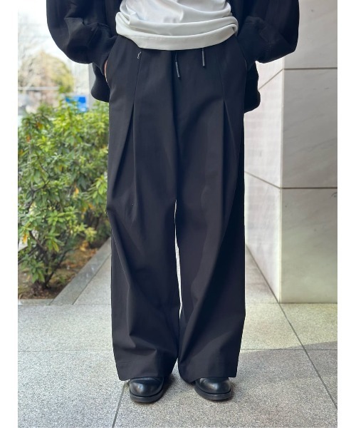 onegravity(ワングラビティ)の「onegravity / ボックスプリーツ ワイドレッグパンツ(その他パンツ・メンズ・ブラック・MEDIUM/LARGE)」の12枚目の写真