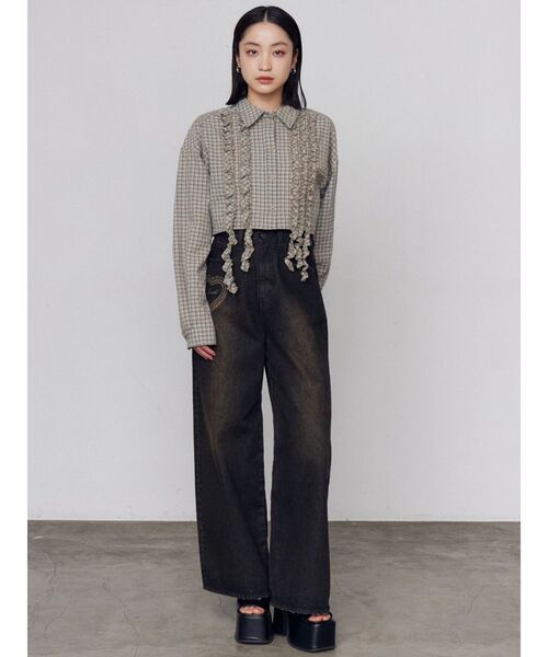 EMODA（エモダ）の「テープフリルワイドショートシャツ（シャツ/ブラウス・レディース・ブルー/グレー/ベージュ・FREE）」の17枚目の写真