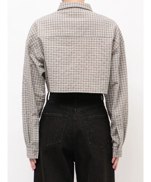 EMODA（エモダ）の「テープフリルワイドショートシャツ（シャツ/ブラウス・レディース・ブルー/グレー/ベージュ・FREE）」の22枚目の写真