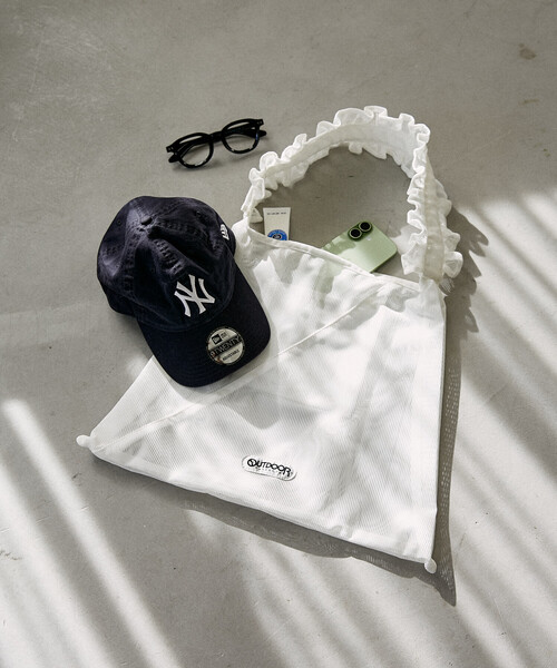 OUTDOOR PRODUCTS（アウトドアプロダクツ）の「OUTDOOR PRODUCTS × PUBLUX/アウトドアプロダクツ 別注 メッシュ フリル トートバッグ　限定展開（トートバッグ・レディース・オフホワイト/グレー/ブラック・ONE SIZE）」の12枚目の写真