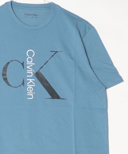 Calvin Klein(カルバン・クライン)の「Calvin Klein / カルバンクライン ss text monogram crewneck tee 半袖クルーネックTシャツ(Tシャツ/カットソー・メンズ・ブラック/ブルー/ホワイト・XL/L/M/S)」の3枚目の写真