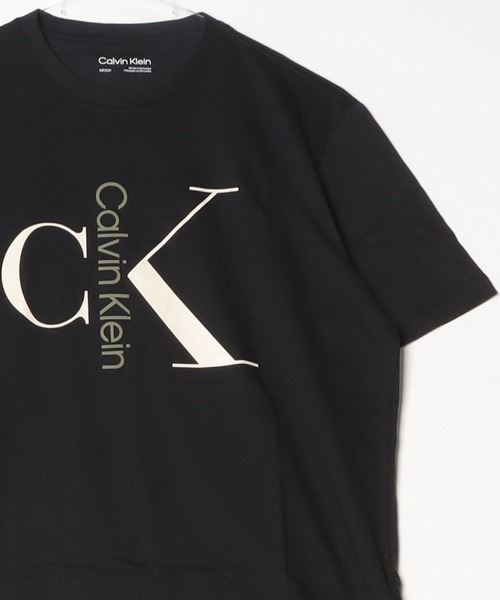Calvin Klein(カルバン・クライン)の「Calvin Klein / カルバンクライン ss text monogram crewneck tee 半袖クルーネックTシャツ(Tシャツ/カットソー・メンズ・ブラック/ブルー/ホワイト・XL/L/M/S)」の2枚目の写真