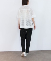 Marilyn Moon（マリリンムーン）の「code leaver lace pintuck blouse