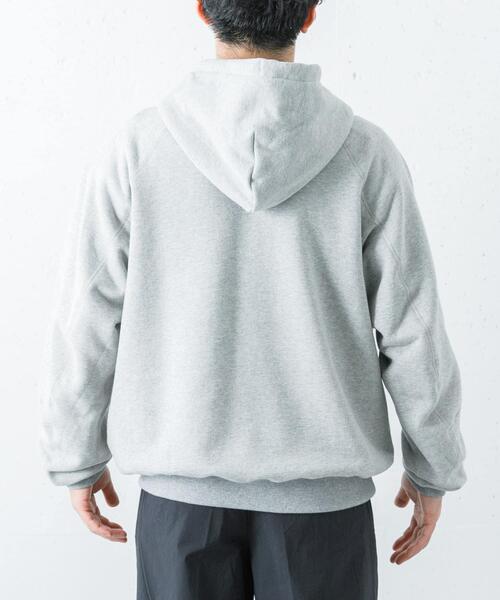 NEW BALANCE(ニューバランス)の「NEW BALANCE NB GREYオーバーサイズフーディー(パーカー・メンズ・ブラウン系その他/グレー/ブラック・X-LARGE/LARGE/MEDIUM)」の6枚目の写真