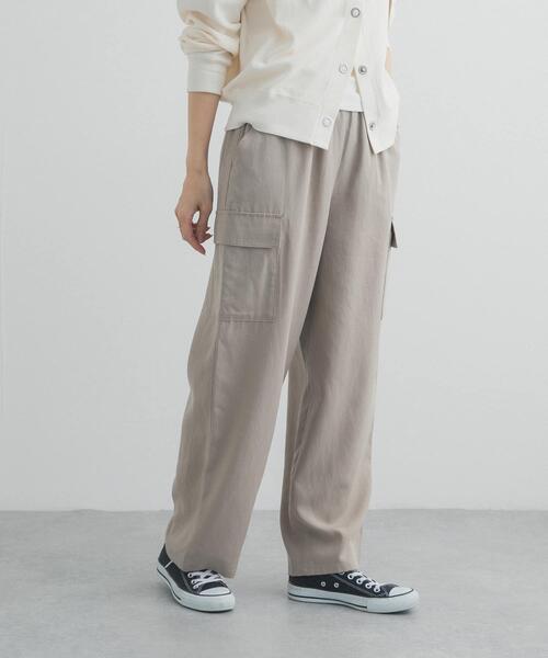 URBAN RESEARCH DOORS（アーバンリサーチドアーズ）の「トロミカーゴイージーパンツ（その他パンツ・レディース・ベージュ系その他/カーキ・SMALL/MEDIUM）」の5枚目の写真