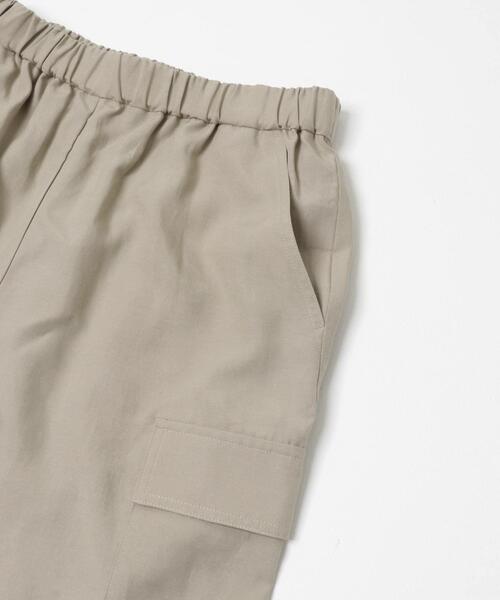 URBAN RESEARCH DOORS（アーバンリサーチドアーズ）の「トロミカーゴイージーパンツ（その他パンツ・レディース・ベージュ系その他/カーキ・SMALL/MEDIUM）」の14枚目の写真