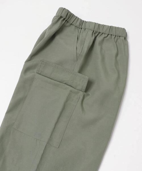 URBAN RESEARCH DOORS（アーバンリサーチドアーズ）の「トロミカーゴイージーパンツ（その他パンツ・レディース・ベージュ系その他/カーキ・SMALL/MEDIUM）」の17枚目の写真