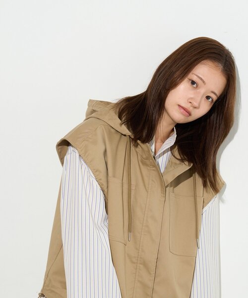 BIRTHDAY BAR（バースデイバー）の「【B-DAY STORE】フーディーベスト　レディス（ベスト・レディース・ベージュ/ネイビー・0）」の5枚目の写真