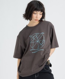 FLUKE HOLIC（フロックホリック）の「Circle print logo TEE（Tシャツ/カットソー）」