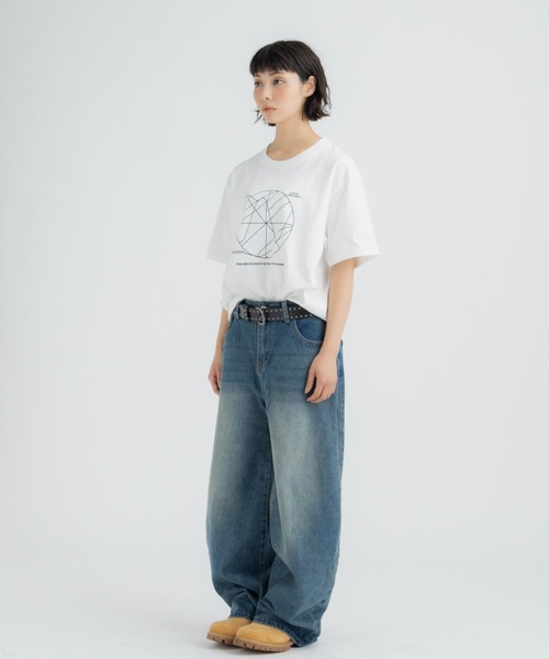 FLUKE HOLIC(フロックホリック)の「Circle print logo TEE(Tシャツ/カットソー・レディース・ホワイト/ブラウン/ネイビー・SMALL/MEDIUM/LARGE)」の8枚目の写真