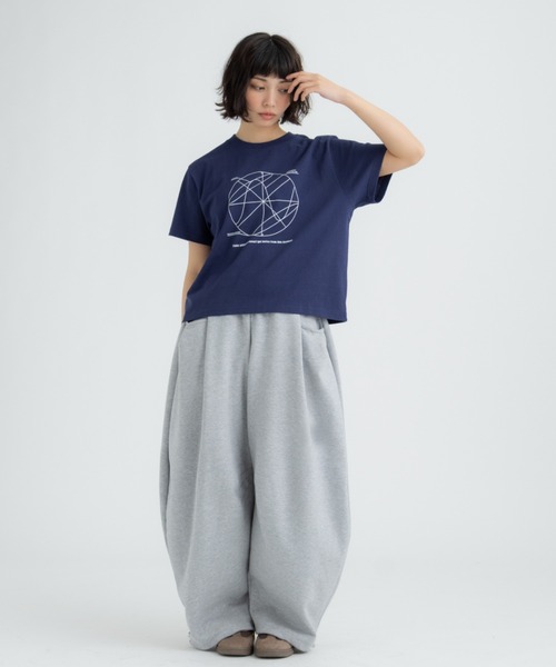 FLUKE HOLIC(フロックホリック)の「Circle print logo TEE(Tシャツ/カットソー・レディース・ホワイト/ブラウン/ネイビー・SMALL/MEDIUM/LARGE)」の20枚目の写真