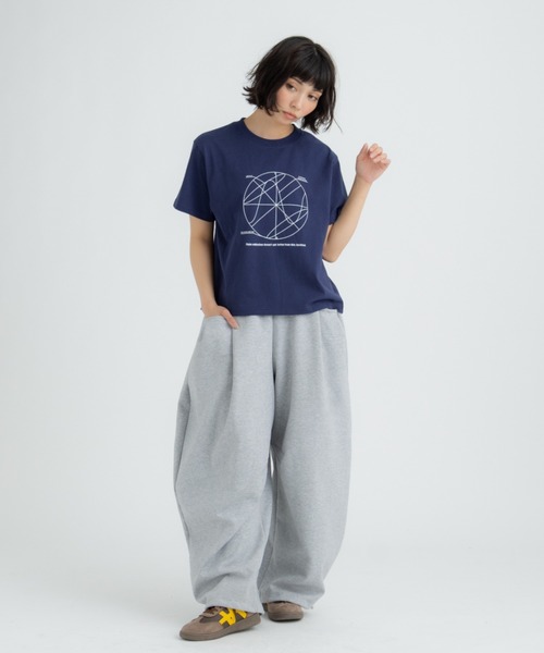 FLUKE HOLIC(フロックホリック)の「Circle print logo TEE(Tシャツ/カットソー・レディース・ホワイト/ブラウン/ネイビー・SMALL/MEDIUM/LARGE)」の21枚目の写真