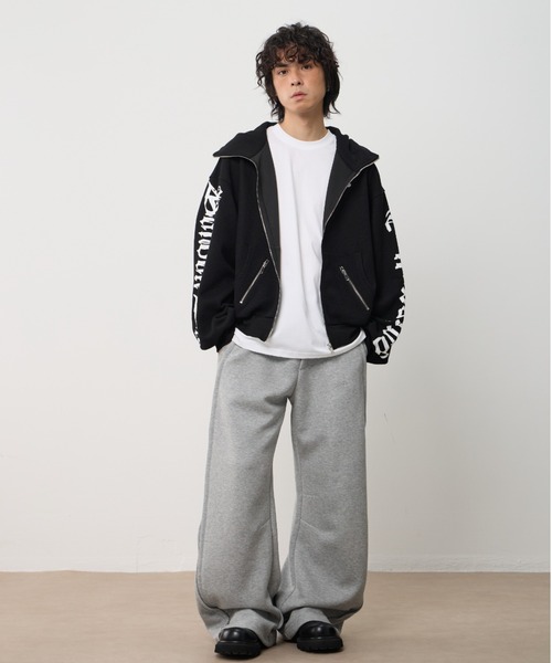 AsRiRe(アスリレイ)の「26ss Sleeve Logo Oversized Hoodie /スリーブロゴオーバーサイズパーカー(パーカー・メンズ・グレー/ブラック・L)」の11枚目の写真