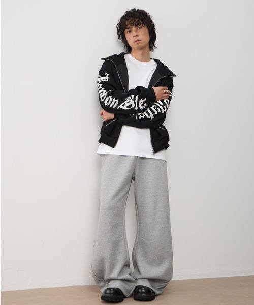 AsRiRe(アスリレイ)の「26ss Sleeve Logo Oversized Hoodie /スリーブロゴオーバーサイズパーカー(パーカー・メンズ・グレー/ブラック・L)」の3枚目の写真