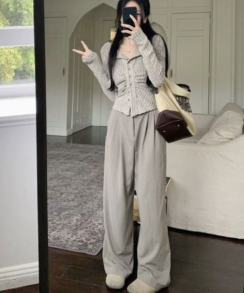 Emilie（エミリー）の「リブカーディガン シャーリングデザイン リブトップス（Tシャツ/カットソー・レディース・ピンク/ライトベージュ/グレー・FREE）」の8枚目の写真