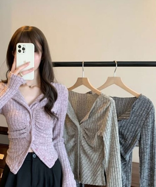 Emilie（エミリー）の「リブカーディガン シャーリングデザイン リブトップス（Tシャツ/カットソー・レディース・ピンク/ライトベージュ/グレー・FREE）」の18枚目の写真