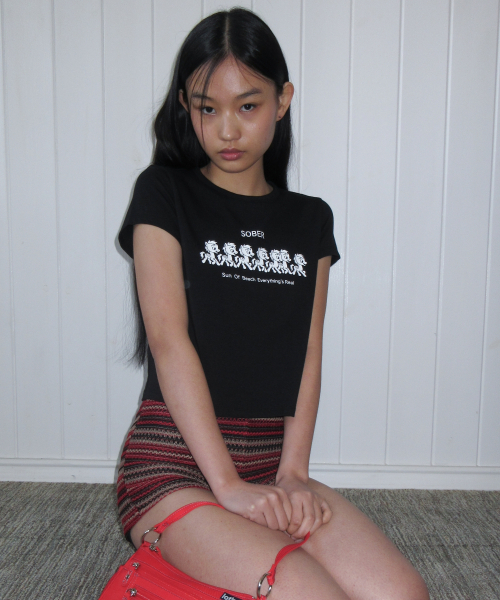 LOTSYOU(ロッツユー)の「LOTSYOU_Sober Parade T-shirt BLACK(Tシャツ/カットソー・レディース・その他・SMALL)」の8枚目の写真