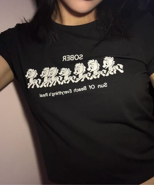 LOTSYOU(ロッツユー)の「LOTSYOU_Sober Parade T-shirt BLACK(Tシャツ/カットソー・レディース・その他・SMALL)」の5枚目の写真