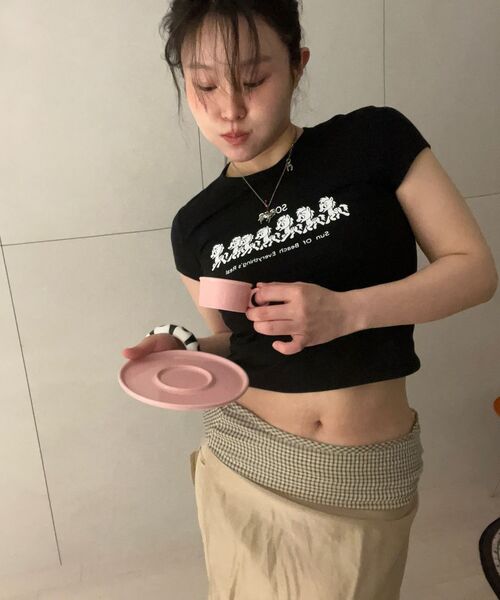 LOTSYOU(ロッツユー)の「LOTSYOU_Sober Parade T-shirt BLACK(Tシャツ/カットソー・レディース・その他・SMALL)」の6枚目の写真
