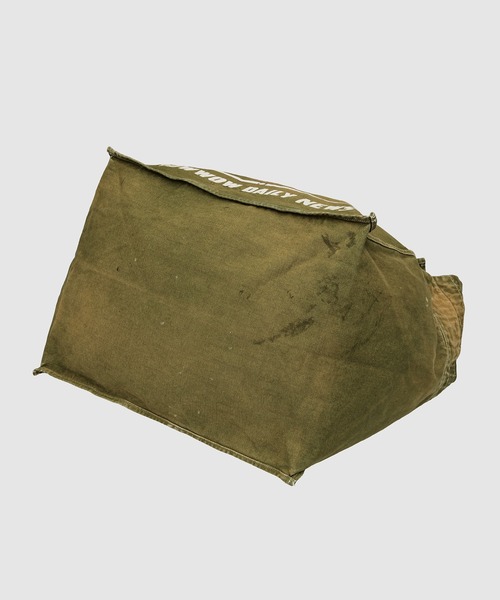 BOW WOW（バウワウ）の「WIDE STRAP NEWSPAPER BAG（ショルダーバッグ・メンズ・グリーン・ONE SIZE）」の12枚目の写真