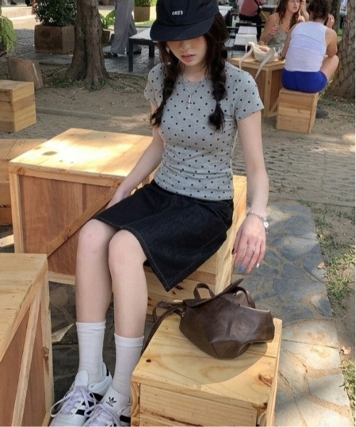 SHEPP(シープ)の「【お気に入り数5100人突破!】ドット柄タイト半袖Tシャツ(Tシャツ/カットソー・レディース・ブラック/グレー/ホワイト・M/S)」の20枚目の写真