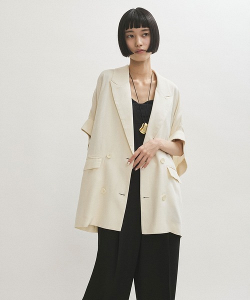 ADAM ET ROPE'（アダムエロペ）の「【サステナブル】ショートスリーブシャツジャケット（テーラードジャケット・レディース・キナリ/ダークブラウン/ブラック・FREE）」の18枚目の写真