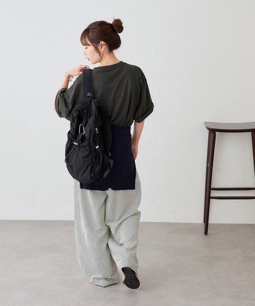 DISCOAT(ディスコート)の「【Enlude】ビワレロゴヴィンテージライクTシャツ《ユニセックス》(Tシャツ/カットソー・レディース・ネイビー/チャコールグレー/オフホワイト/ブラウン/ダークグレー・FREE/SMALL)」の8枚目の写真