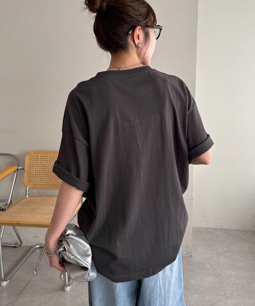 DISCOAT(ディスコート)の「【Enlude】ビワレロゴヴィンテージライクTシャツ《ユニセックス》(Tシャツ/カットソー・レディース・ネイビー/チャコールグレー/オフホワイト/ブラウン/ダークグレー・FREE/SMALL)」の20枚目の写真