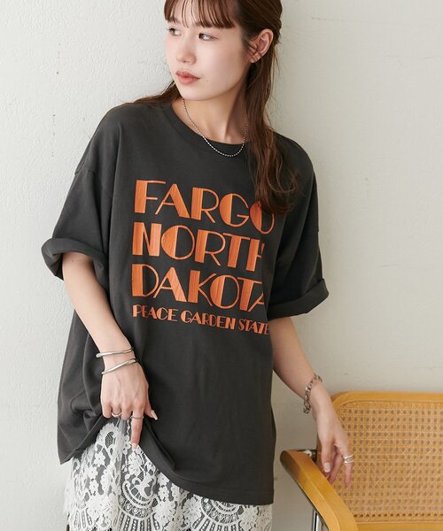 DISCOAT(ディスコート)の「【Enlude】ビワレロゴヴィンテージライクTシャツ《ユニセックス》(Tシャツ/カットソー・レディース・ネイビー/チャコールグレー/オフホワイト/ブラウン/ダークグレー・FREE/SMALL)」の22枚目の写真
