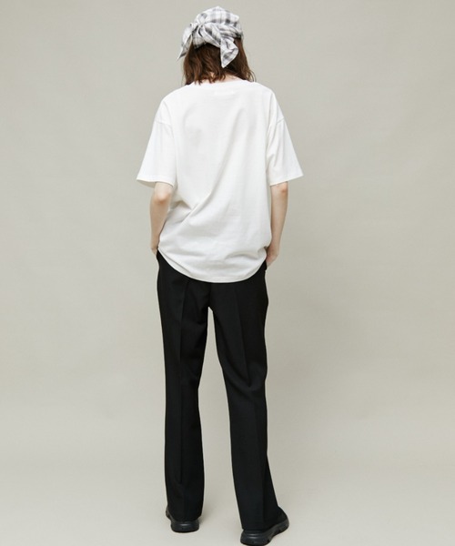 Auntie Rosa Holiday(アンティローザホリデー)の「フォトプリントロゴオーバーサイズTシャツ / 汗染み防止加工(Tシャツ/カットソー・レディース・オフホワイト/グレー・FREE)」の21枚目の写真