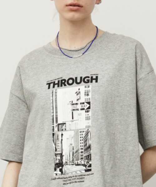 Auntie Rosa Holiday(アンティローザホリデー)の「フォトプリントロゴオーバーサイズTシャツ / 汗染み防止加工(Tシャツ/カットソー・レディース・オフホワイト/グレー・FREE)」の11枚目の写真