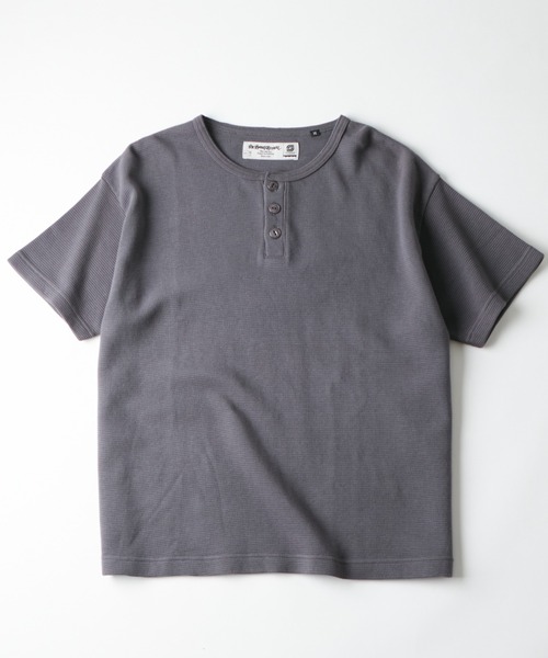 WHO'S WHO gallery(フーズフーギャラリー)の「【Sourcream】ワッフルヘンリーS/STEE(Tシャツ/カットソー・レディース・オフホワイト/グレー/ブラック/ブラック系その他・SMALL/MEDIUM/LARGE)」の7枚目の写真