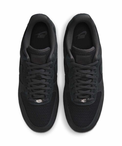 NIKE(ナイキ)の「ナイキ エア フォース 1 '07 LV8 メンズシューズ / Nike Air Force 1 '07 LV8 Men's Shoes II9807-001 Anthracite(スニーカー・メンズ・スミクロ・27/26.5/26/25.5/29/25/24.5/28.5/28/27.5/30/29.5/24)」の8枚目の写真