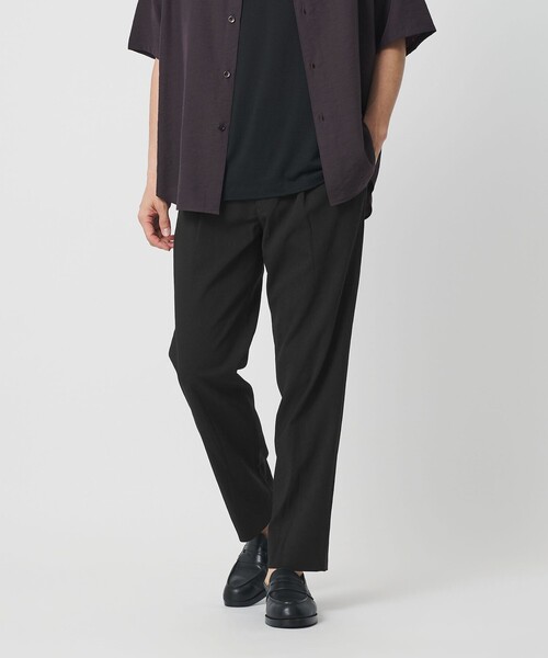BEAUTY&YOUTH UNITED ARROWS（ビューティーアンドユースユナイテッドアローズ）の「ソアロン 1プリーツ テーパード イージー パンツ NO.5（その他パンツ・メンズ・ライトグレー/ベージュ/ダークグレー/ブラック・S/XL/L/M）」の2枚目の写真
