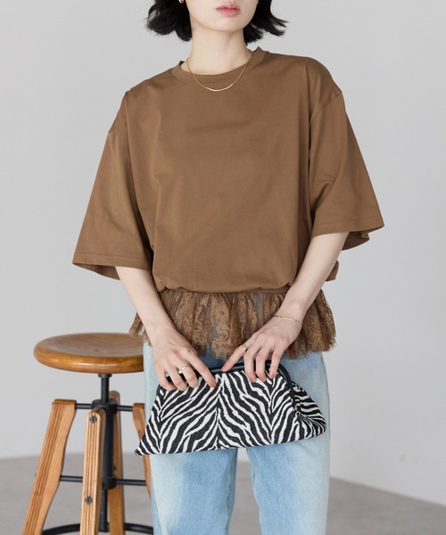 r.（アールドット）の「【接触冷感・UVカット・吸水速乾機能付き】裾レースTシャツ（Tシャツ/カットソー・レディース・ホワイト/キャメル/ブルー/ブラック・FREE）」の7枚目の写真