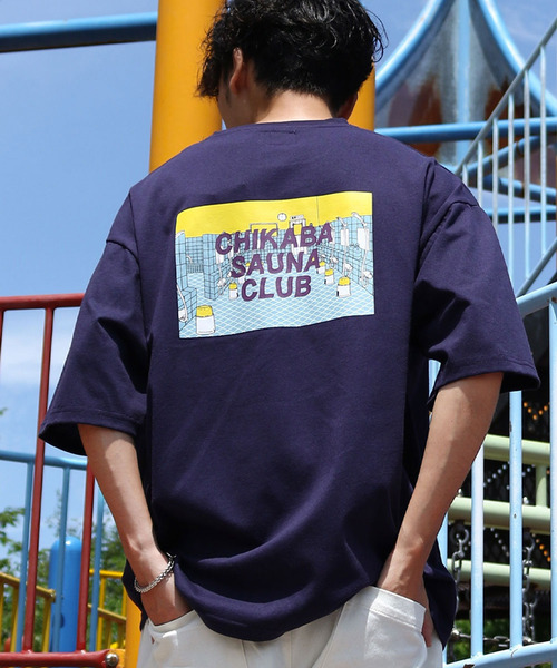CHIKABA(チカバ)の「【CHIKABA SAUNA CLUB】 プリント 半袖 ピスネーム入りTシャツ(Tシャツ/カットソー・メンズ・ブラック/ブラック系/ブルー/ホワイト/ホワイト系/ネイビー系1/グレー/ブラック系1/ホワイト系1/ブラウン/ネイビー系/ネイビー系2/グレー系・MEDIUM/LARGE)」の11枚目の写真