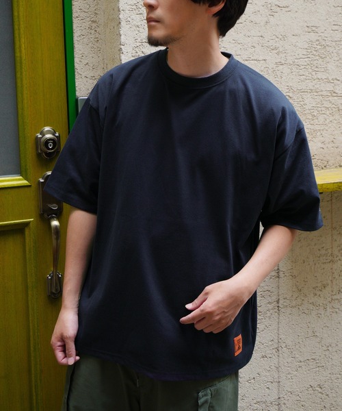 CHIKABA(チカバ)の「【CHIKABA SAUNA CLUB】 プリント 半袖 ピスネーム入りTシャツ(Tシャツ/カットソー・メンズ・ブラック/ブラック系/ブルー/ホワイト/ホワイト系/ネイビー系1/グレー/ブラック系1/ホワイト系1/ブラウン/ネイビー系/ネイビー系2/グレー系・MEDIUM/LARGE)」の13枚目の写真