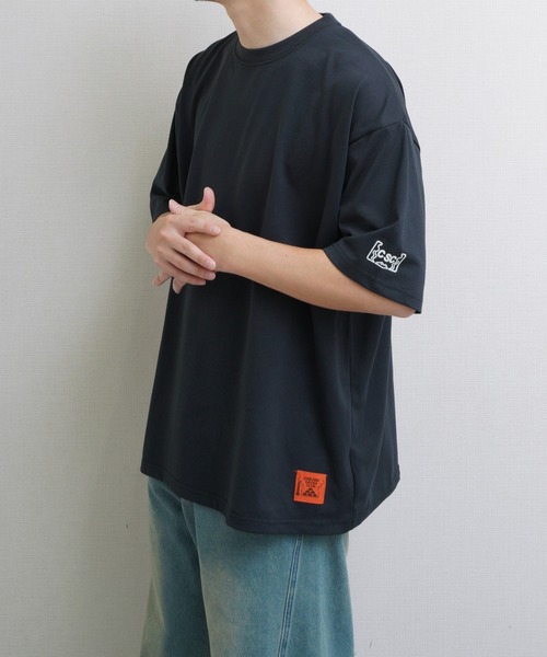 CHIKABA(チカバ)の「【CHIKABA SAUNA CLUB】 プリント 半袖 ピスネーム入りTシャツ(Tシャツ/カットソー・メンズ・ブラック/ブラック系/ブルー/ホワイト/ホワイト系/ネイビー系1/グレー/ブラック系1/ホワイト系1/ブラウン/ネイビー系/ネイビー系2/グレー系・MEDIUM/LARGE)」の20枚目の写真